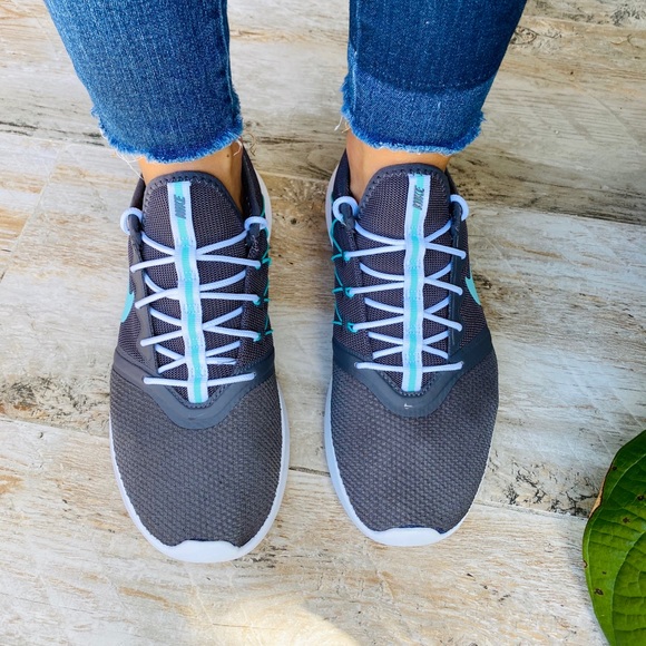 Nike 🌎comfy day 🌎- New - Picture 4 of 8